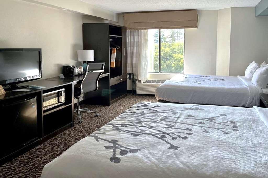 Spark By Hilton Augusta Room photo