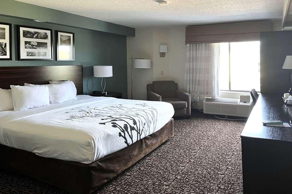 Spark By Hilton Augusta Room photo