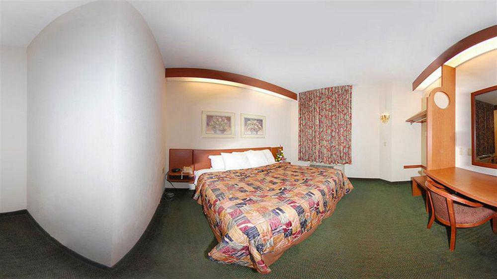 Spark By Hilton Augusta Exterior photo